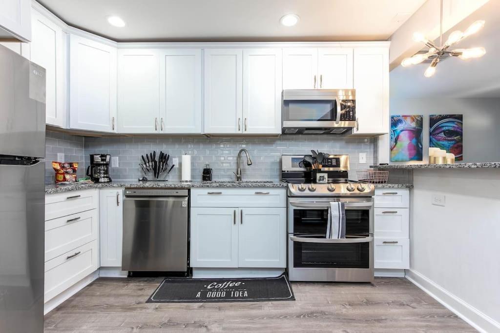West End Bungalow Perfect To Work, Play, & Escape Атланта Екстериор снимка