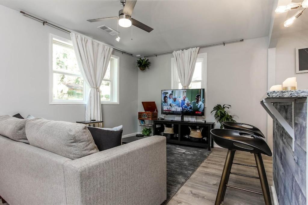 West End Bungalow Perfect To Work, Play, & Escape Атланта Екстериор снимка